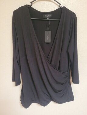 Arna York Black Suplice Front Women's Top 3/4 Sleeves NWT